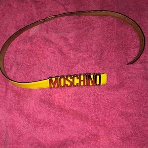 Moschino belt